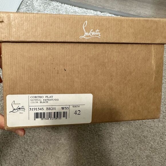 Christian Louboutin Corteo Flat - Patent Leather Oxford Shoe - Picture 6 of 6